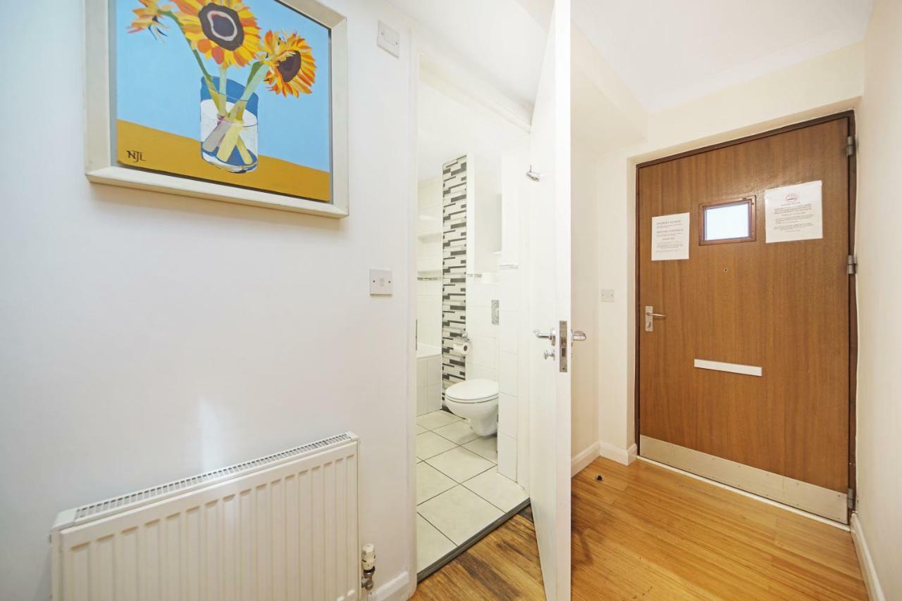 2 Bed Chic Apartment Near Shoreditch & Liverpool St Free Wifi & Parking By City Stay Aparts London Kültér fotó